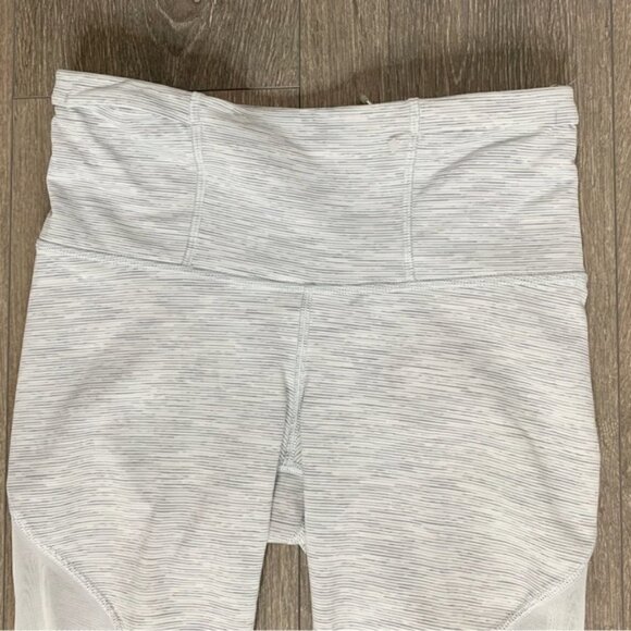 Lululemon Run With The Sun Crop Capri Wee Are From Space Nimbus Battleship White - Picture 5 of 15